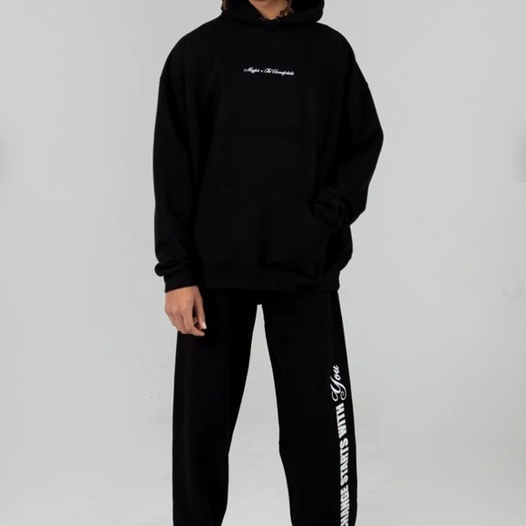 Mayfair The Label x The Uncomfortable Black sweatpants M/L - Picture 2 of 11